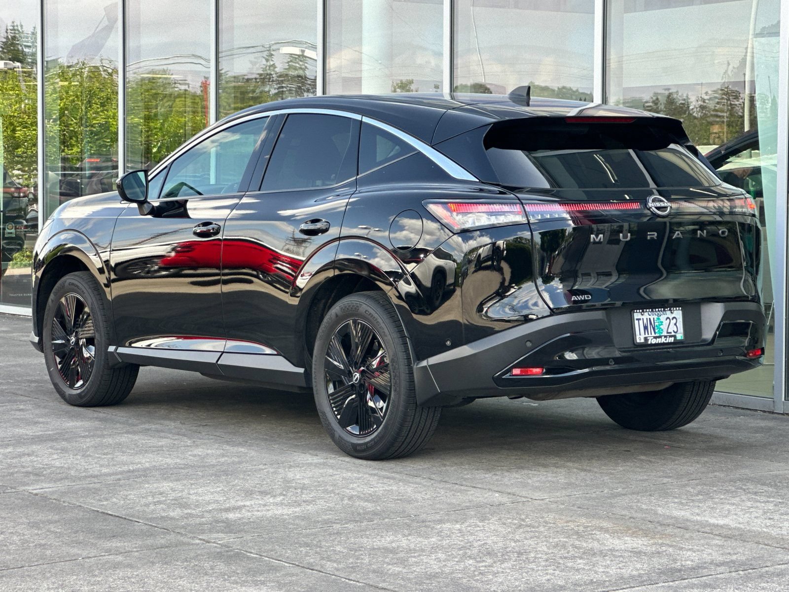 Certified 2025 Nissan Murano SV AWD/4WD image 5