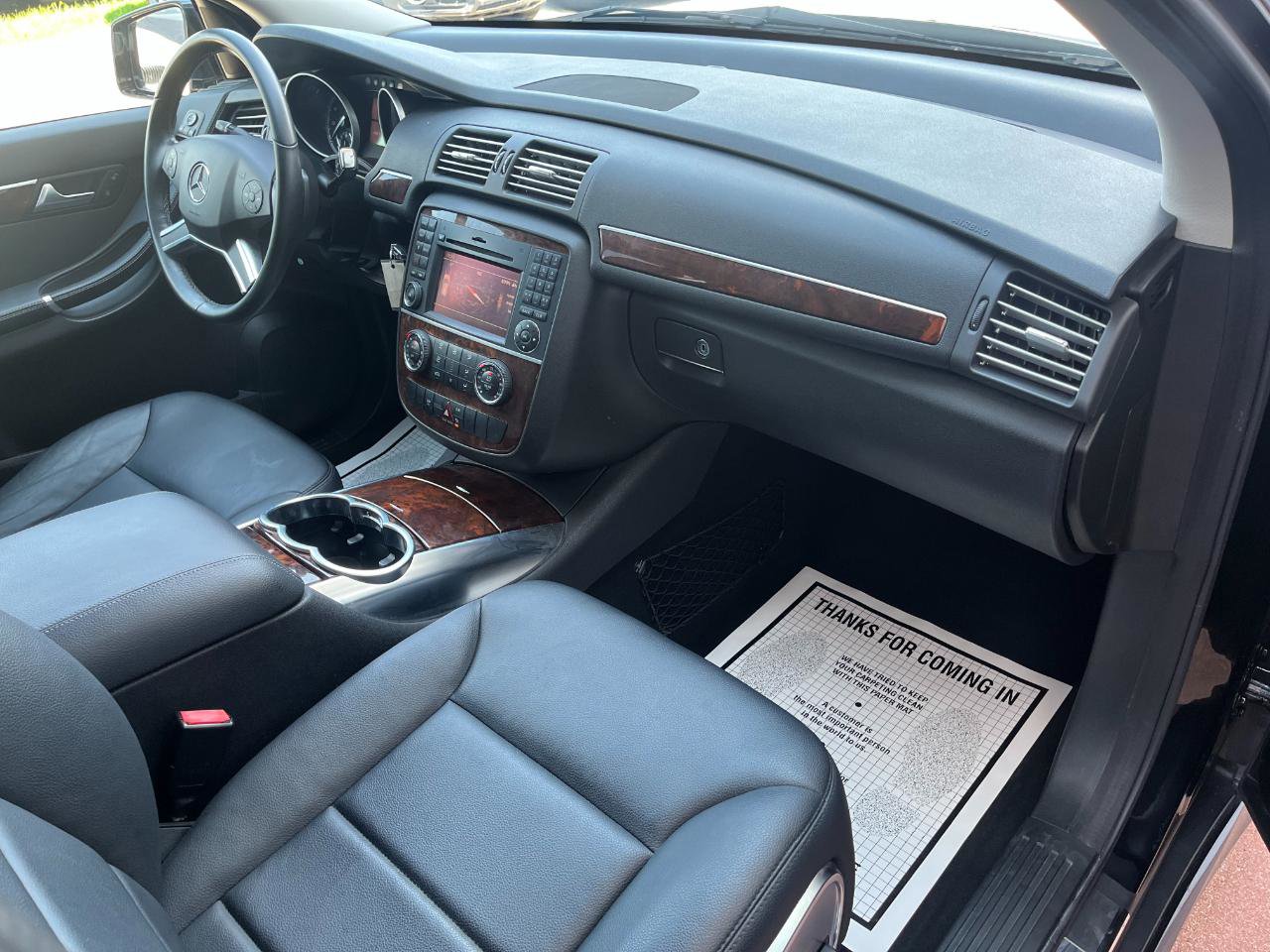 Used 2011 Mercedes-Benz R 350 BlueTEC 4MATIC image 18