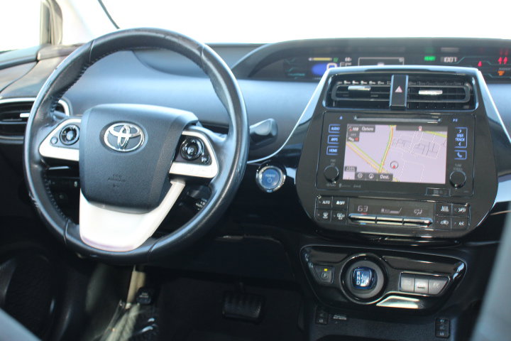 Used 2018 Toyota Prius Prime Plus image 21