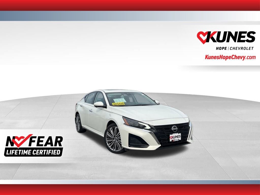 Used 2024 Nissan Altima 2.5 SL