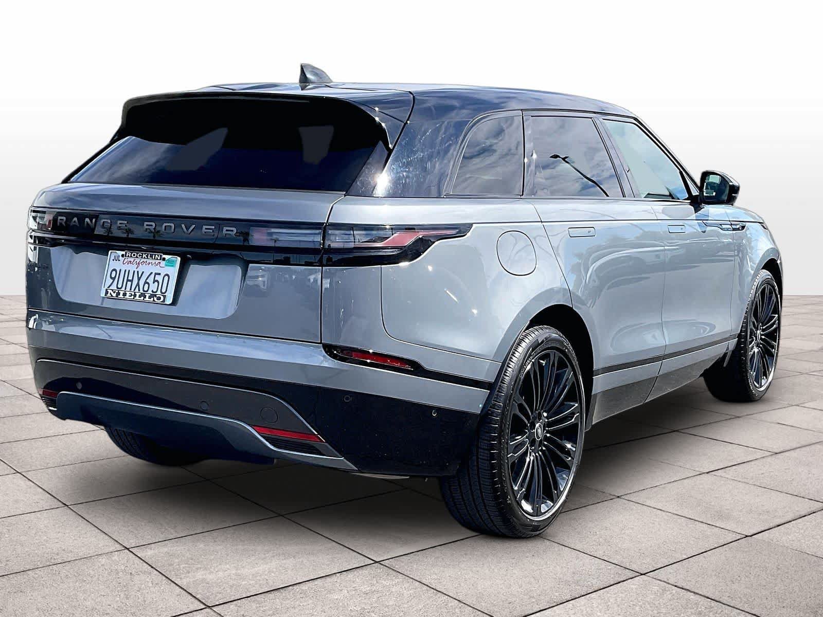 Used 2026 Land Rover Range Rover Velar Dynamic SE AWD/4WD image 18