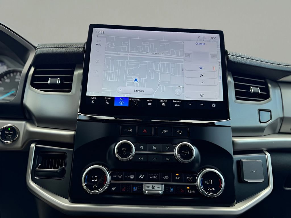 Used 2024 Ford Expedition XLT image 24