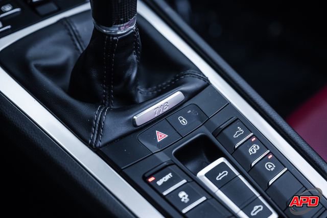 Used 2021 Porsche 718 Boxster RWD image 18