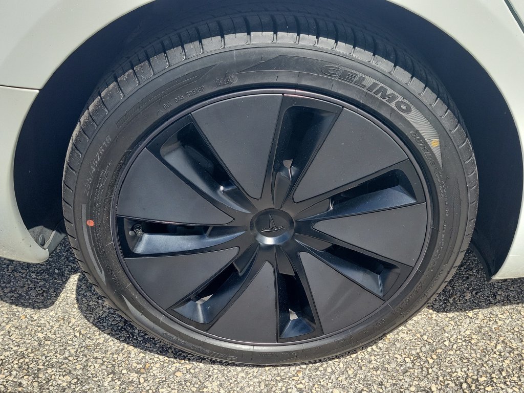 Used 2025 Tesla Model 3 Long Range RWD image 5