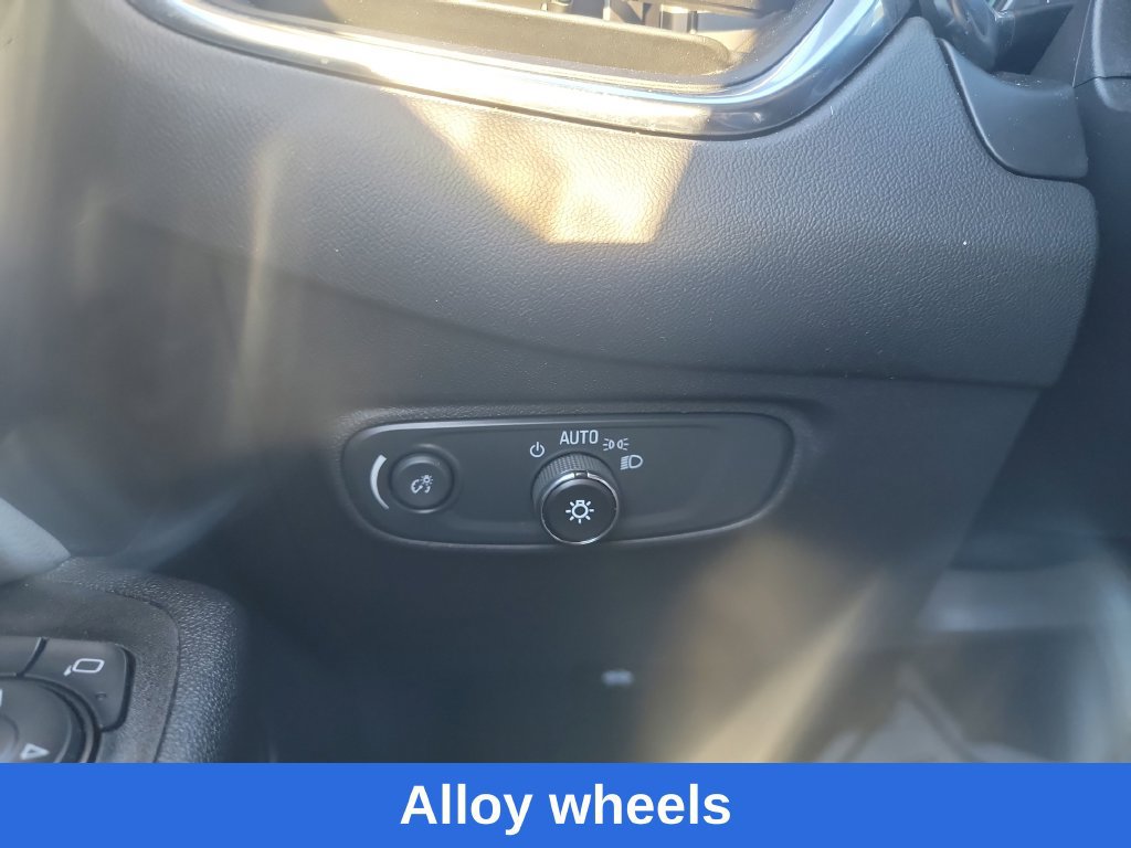 Used 2024 Chevrolet Equinox LS w/ LS Convenience Package AWD/4WD image 18