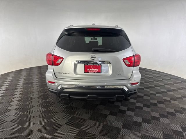 Used 2019 Nissan Pathfinder SV AWD/4WD image 6
