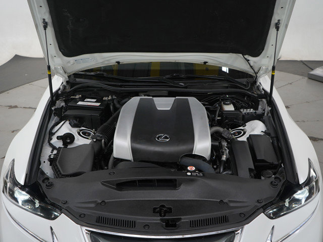 Used 2018 Lexus IS 300 AWD w/ Comfort Package image 30