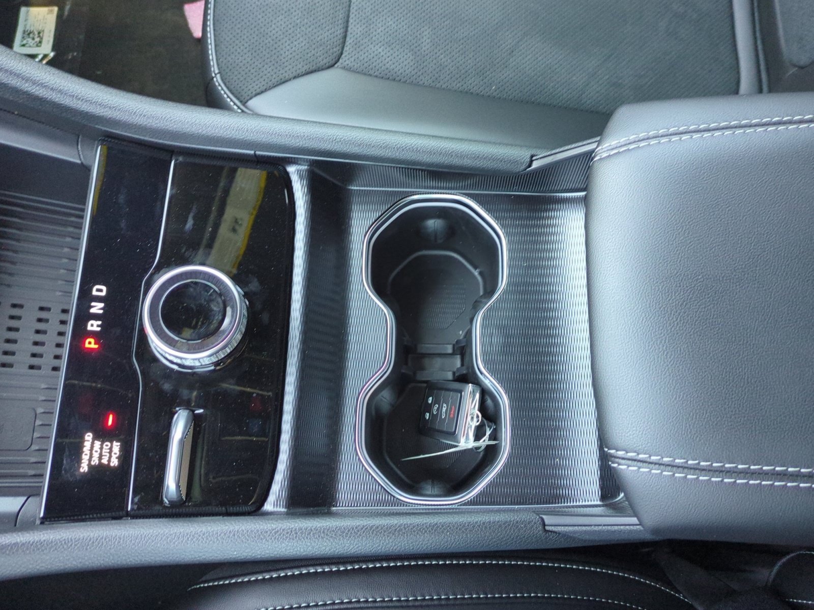 New 2026 Jeep Grand Cherokee Altitude AWD/4WD image 15