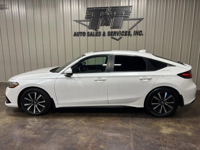 Used 2024 Honda Civic EX-L image 3