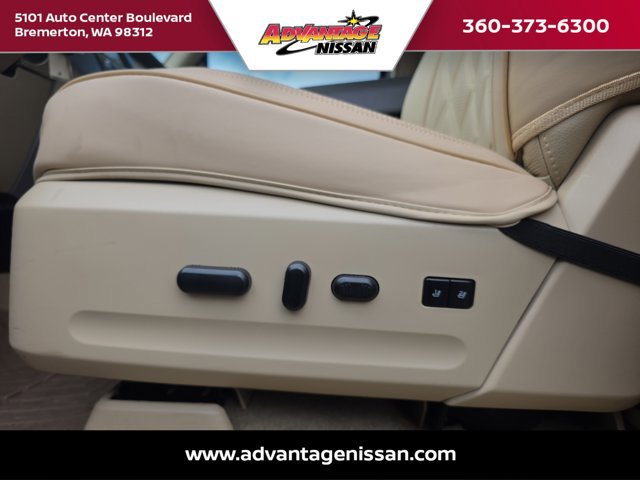 Used 2011 Ford Expedition XLT w/ 202A Rapid Spec Order Code AWD/4WD image 12