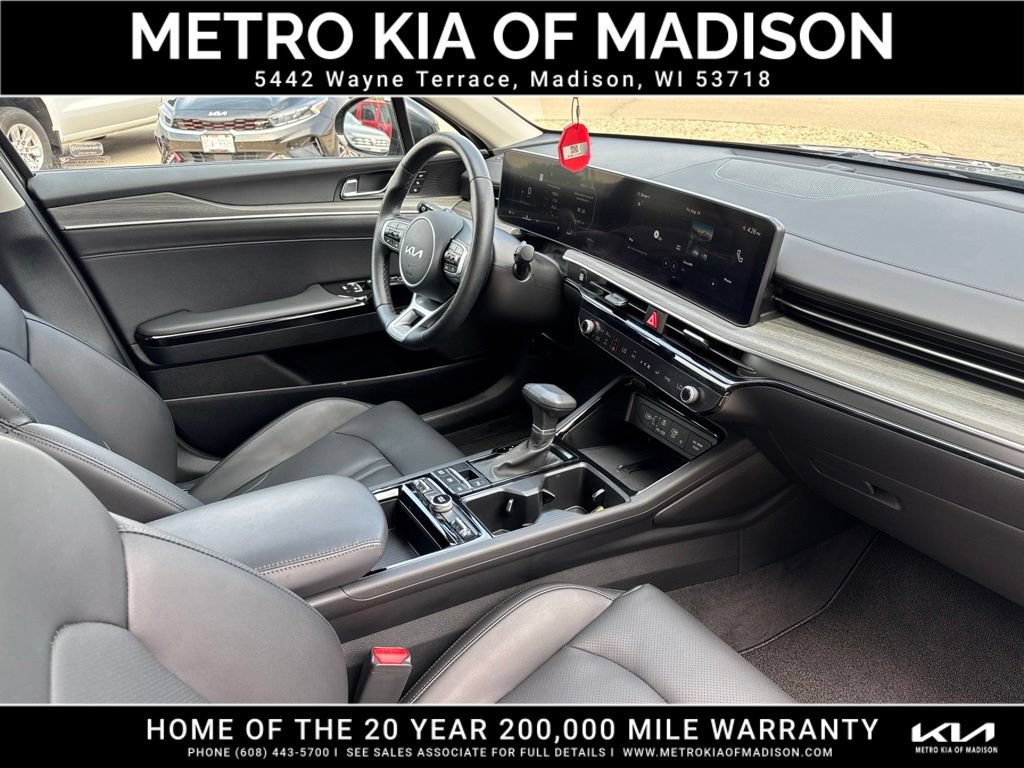 Used 2025 Kia K5 EX FWD image 47