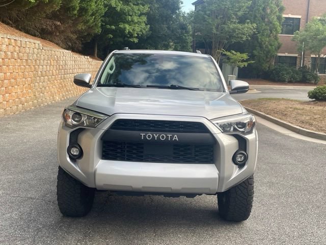 Used 2022 Toyota 4Runner SR5 AWD/4WD image 2