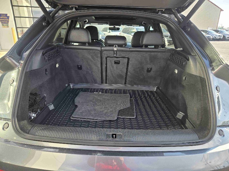 Used 2018 Audi Q3 2.0T Premium image 11