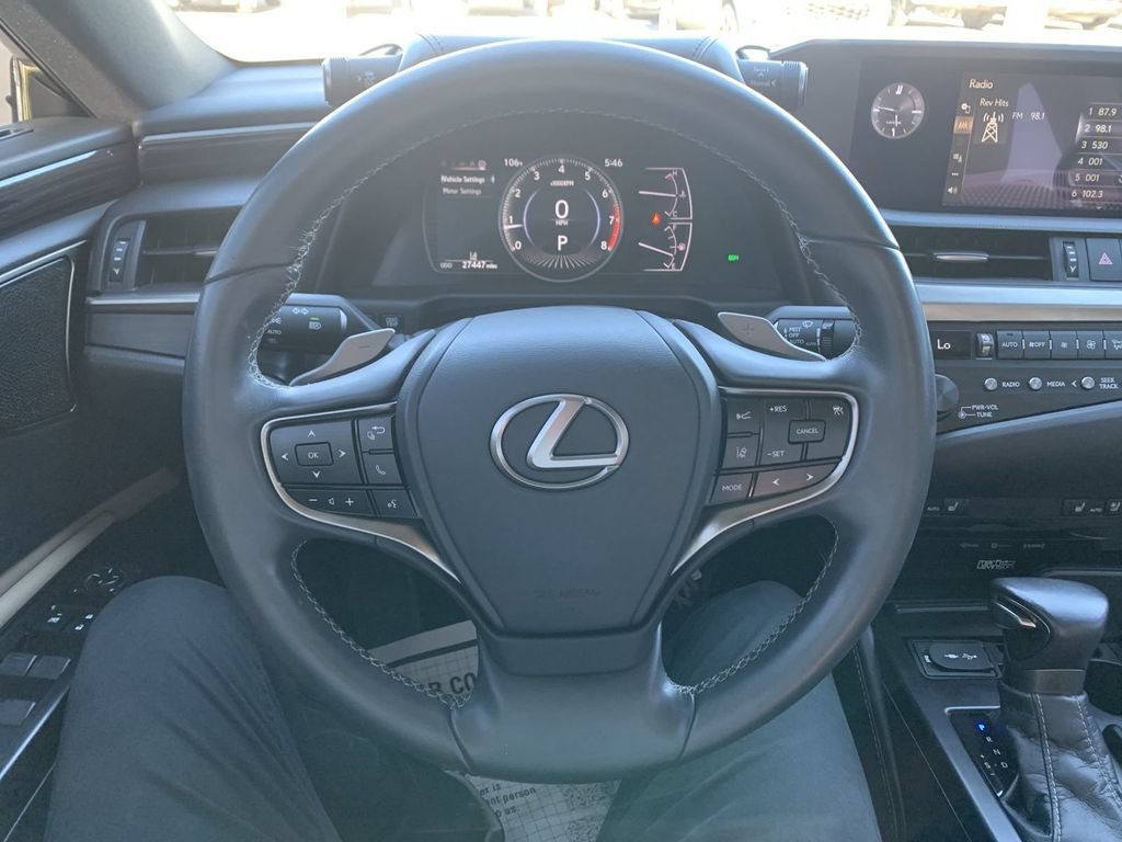 Used 2019 Lexus ES 350 w/ Premium Package FWD image 10