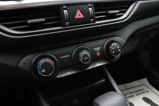 Used 2023 Kia Forte LXS w/ LXS Technology Package FWD image 16