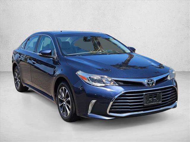 Used 2017 Toyota Avalon XLE Premium w/ All Weather Liner Package FWD video 3