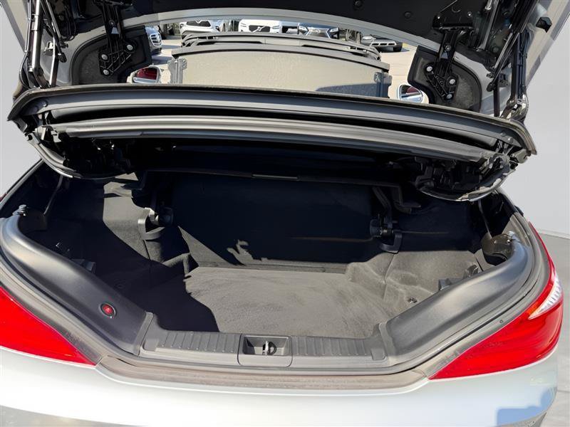 Used 2014 Mercedes-Benz SL 550 image 31