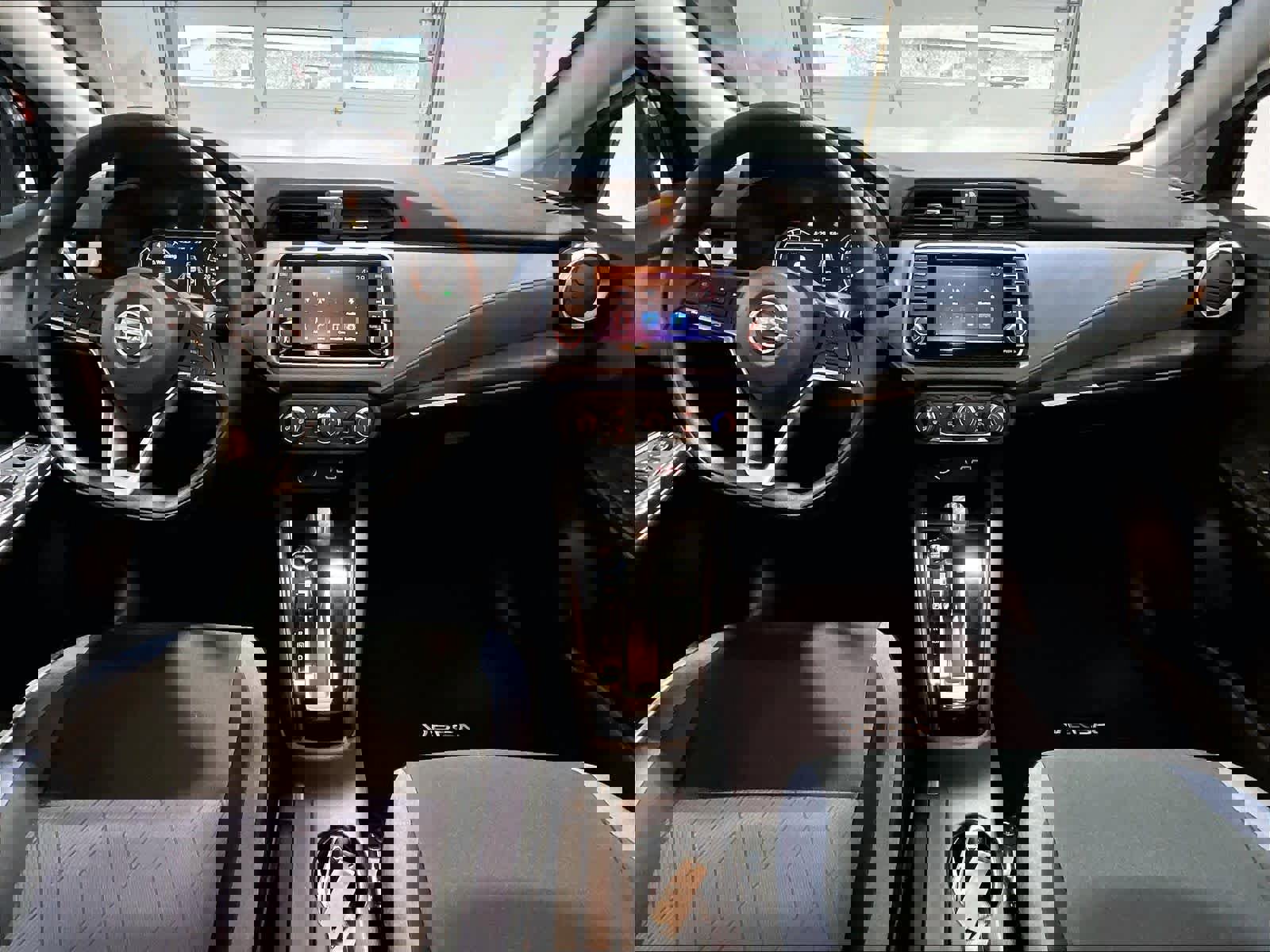 Used 2025 Nissan Versa SV w/ Trunk Package image 21