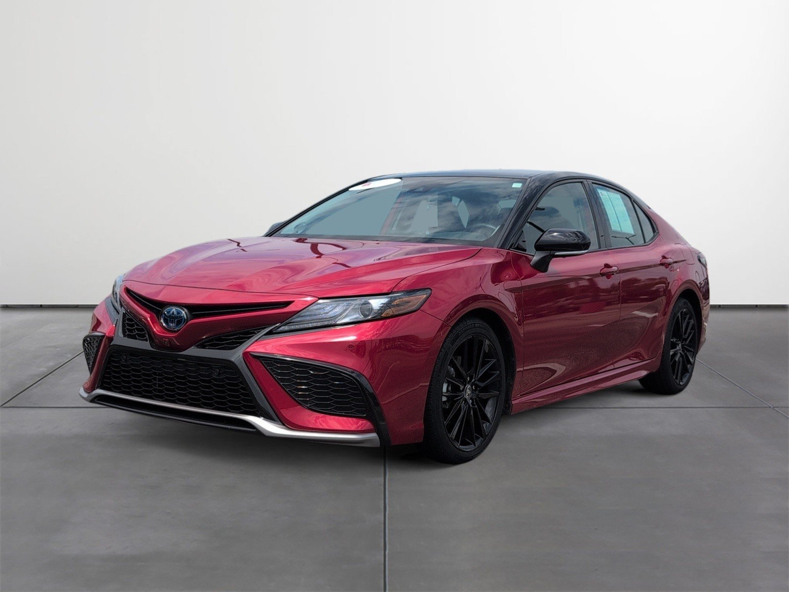 Certified 2024 Toyota Camry XSE w/ Navigation Package FWD image 2