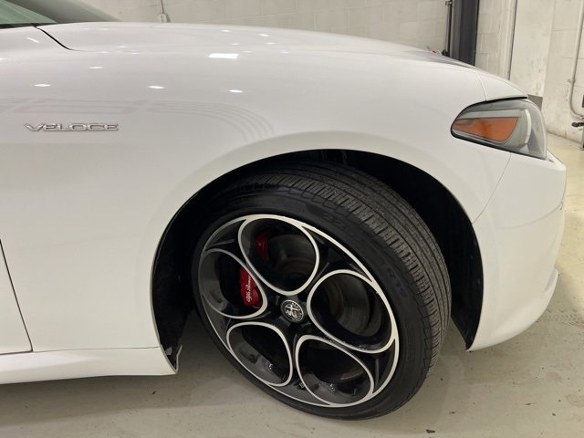 Used 2023 Alfa Romeo Giulia Veloce image 4