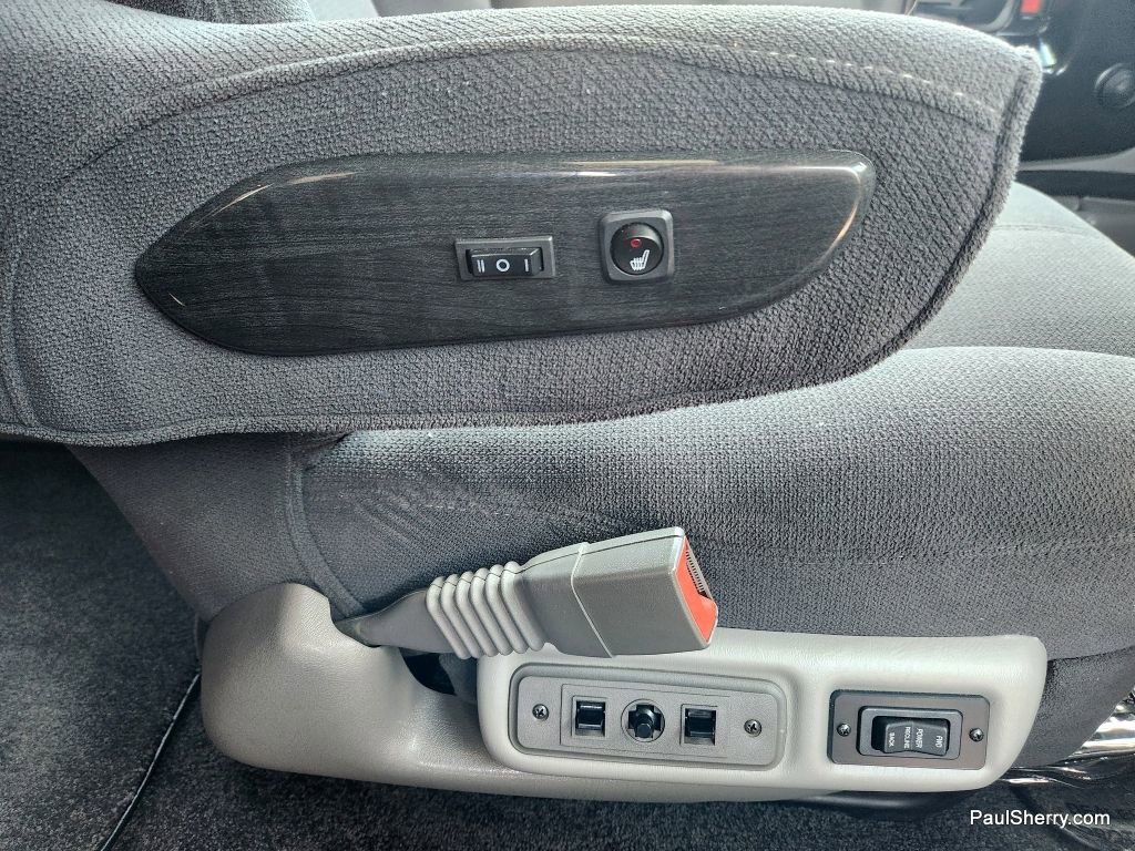 Used 2019 Chevrolet Express 2500 image 22