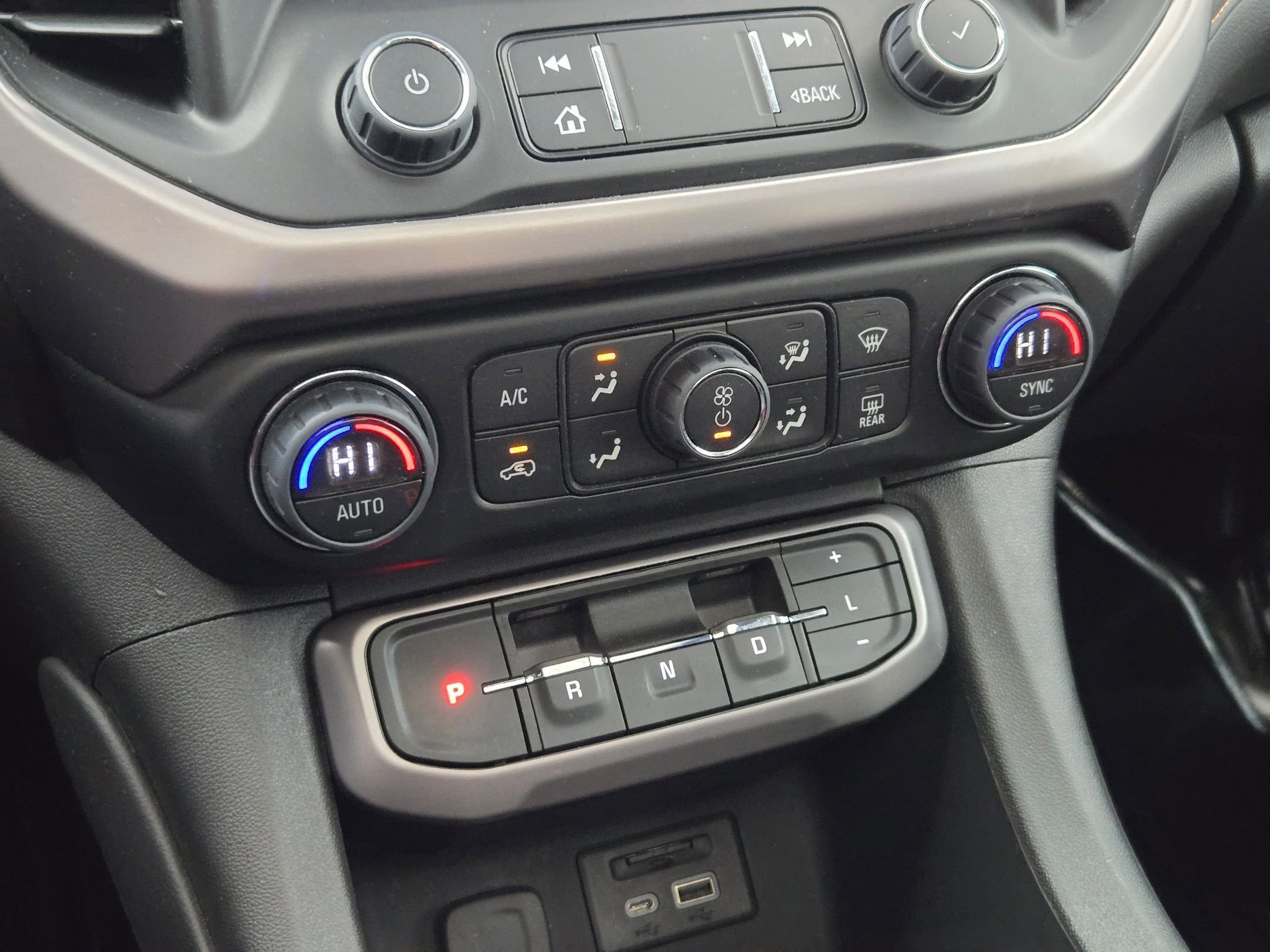 Certified 2023 GMC Acadia AT4 image 20