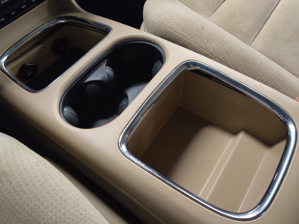 Used 2015 Dodge Grand Caravan SXT w/ UConnect Hands-Free Group image 26