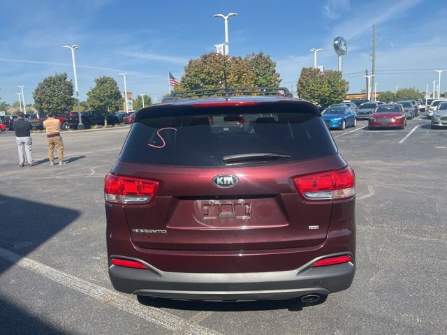 Used 2016 Kia Sorento LX image 8