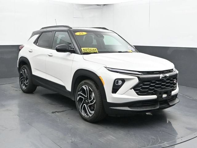 Used 2025 Chevrolet TrailBlazer RS w/ Convenience Package FWD image 6