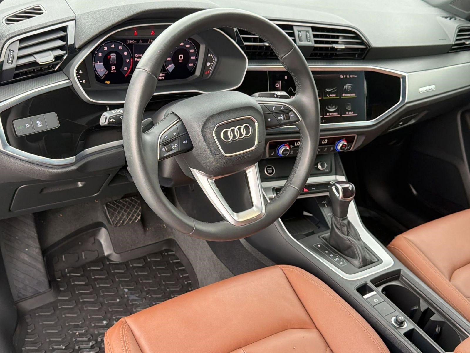 Certified 2025 Audi Q3 2.0T Premium w/ Convenience Package AWD/4WD image 4