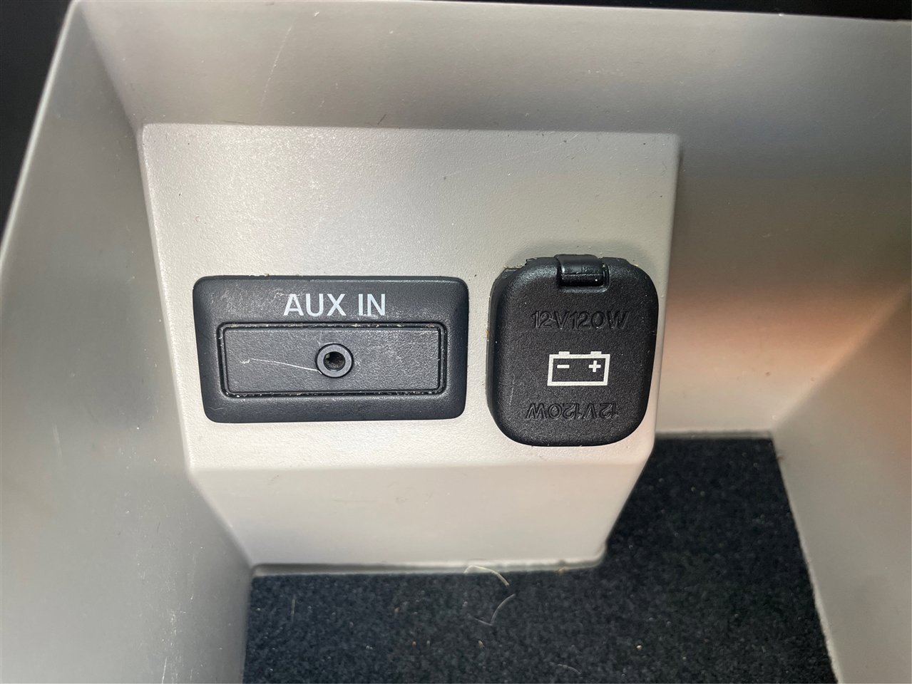 Used 2010 MAZDA CX-9 Grand Touring w/ Moonroof & Bose Audio Pkg image 60