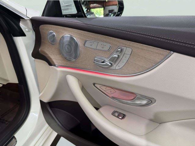 Used 2018 Mercedes-Benz E 400 Coupe image 32
