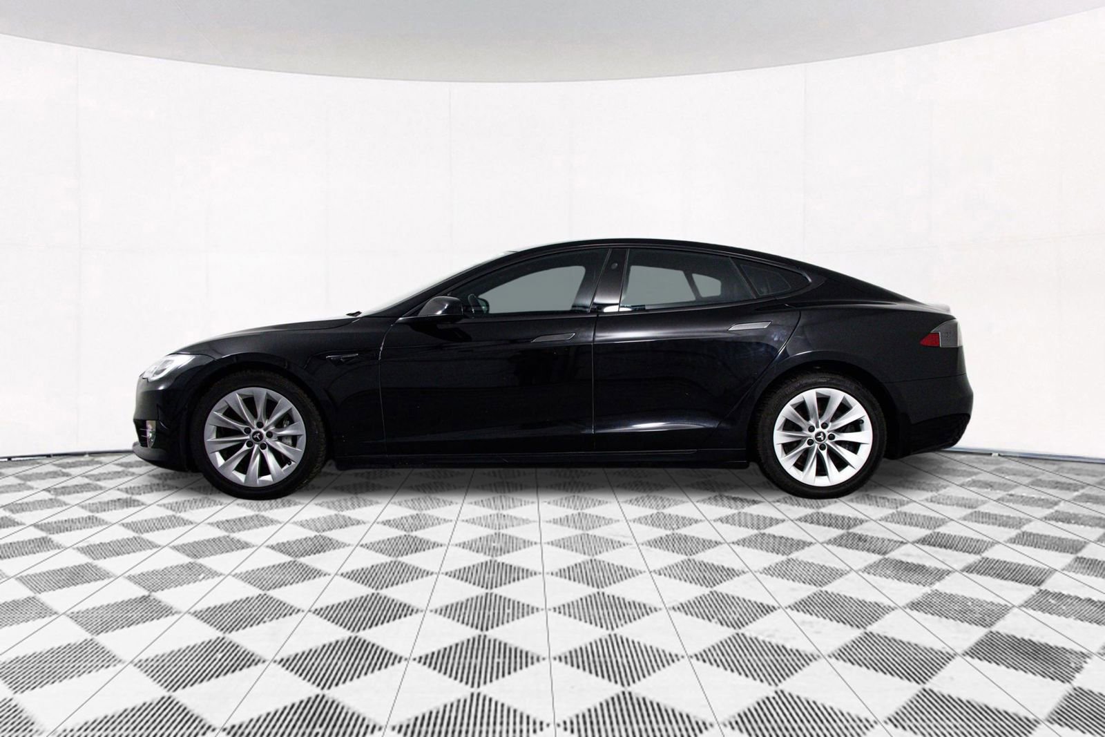 Used 2018 Tesla Model S 75D AWD/4WD image 10