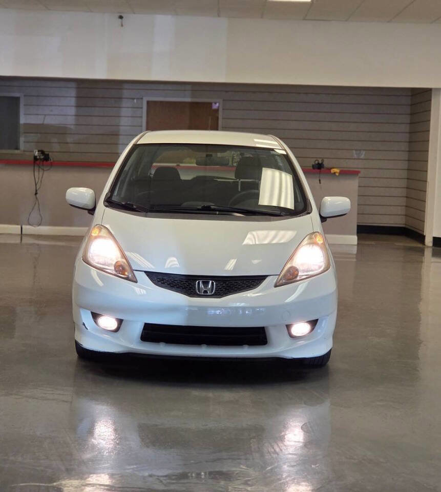Used 2010 Honda Fit Sport image 3