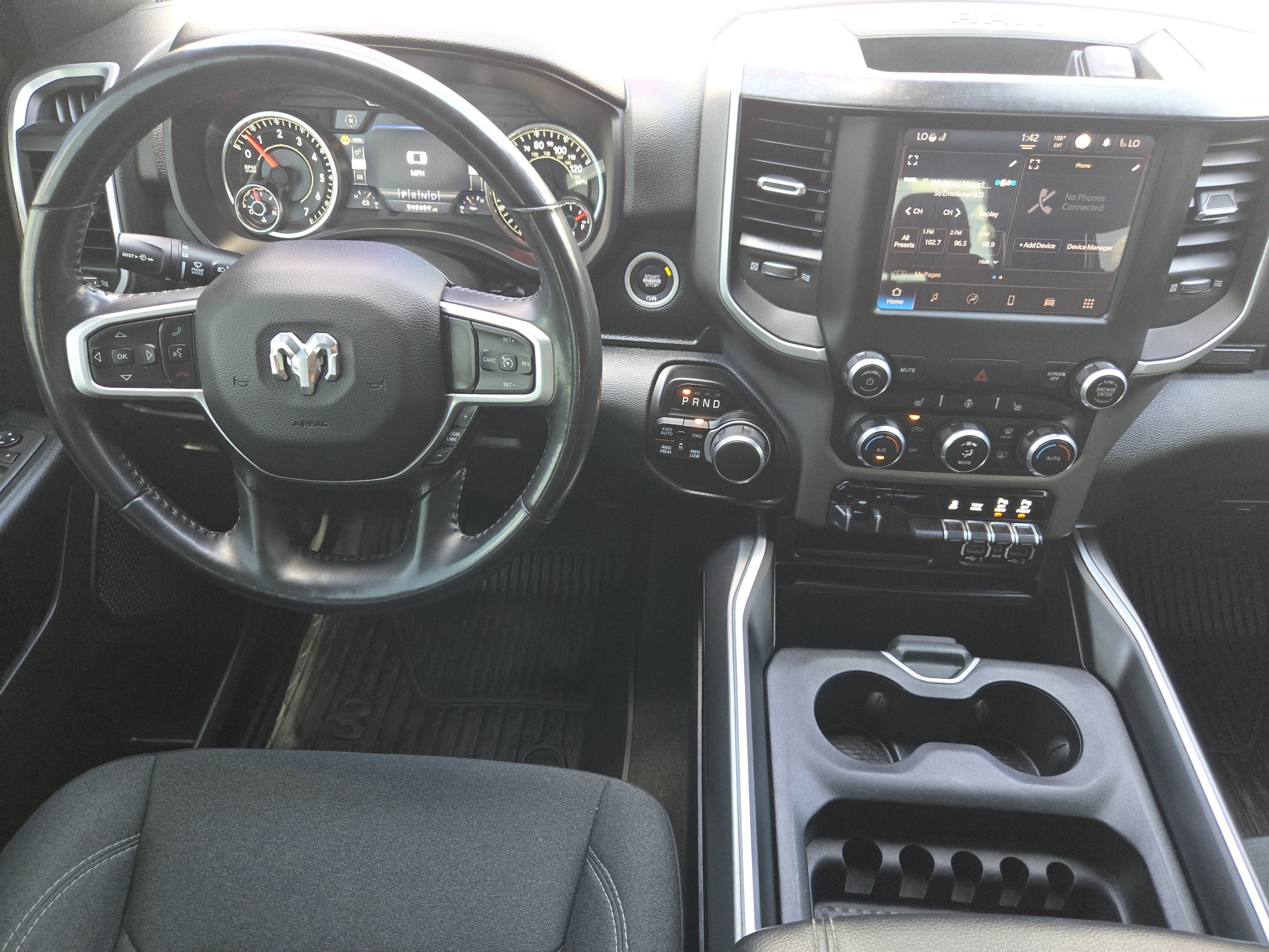 Used 2022 RAM 1500 Big Horn AWD/4WD image 30