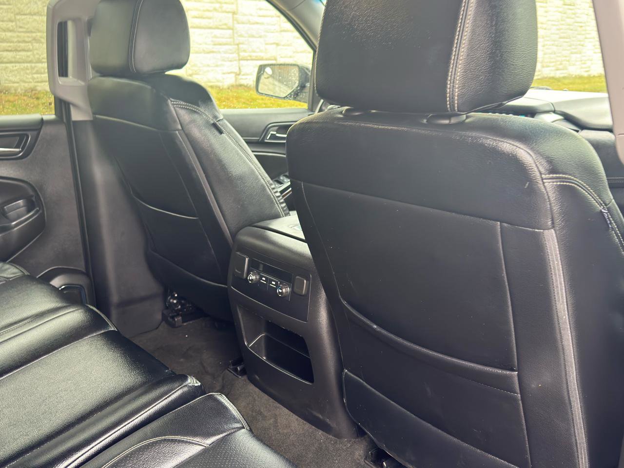 Used 2018 GMC Yukon SLE AWD/4WD image 34