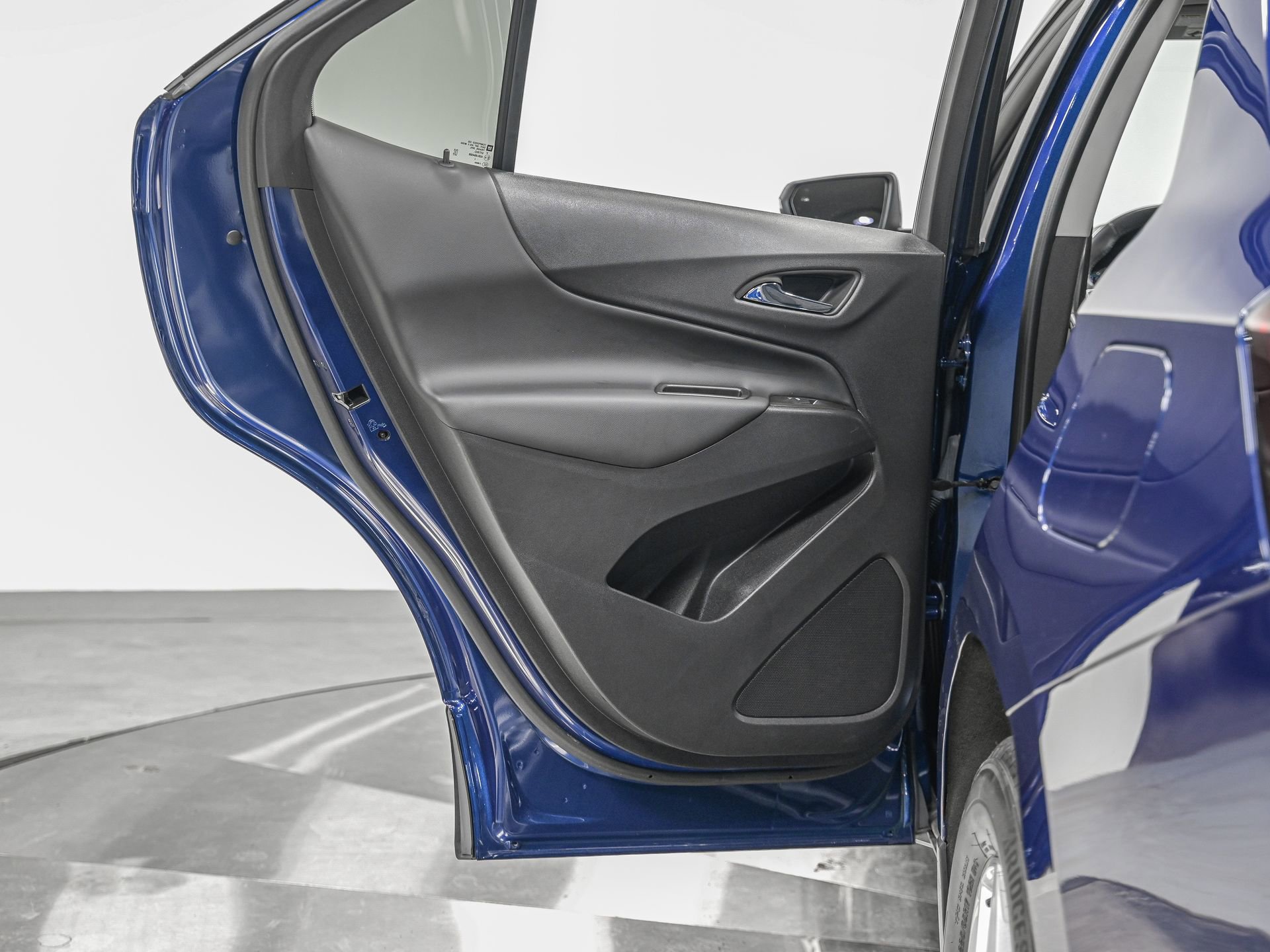 Used 2022 Chevrolet Equinox LT image 25