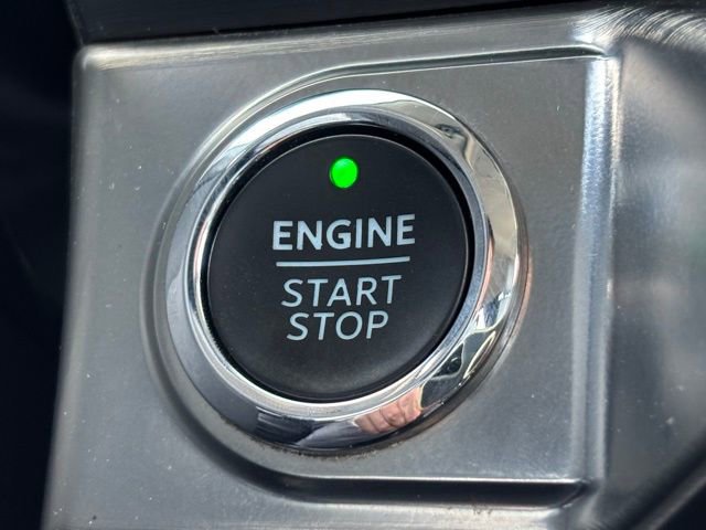 Used 2023 Ford F150 Lariat image 37