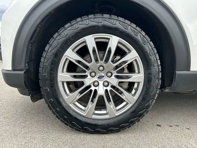 Used 2025 Ford Explorer Active w/ Active Comfort Package AWD/4WD image 12