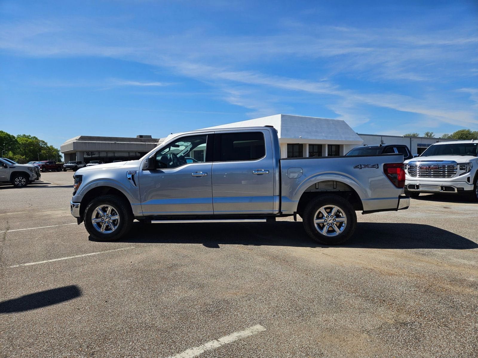 Used 2025 Ford F150 XLT w/ Equipment Group 301A Standard AWD/4WD image 2
