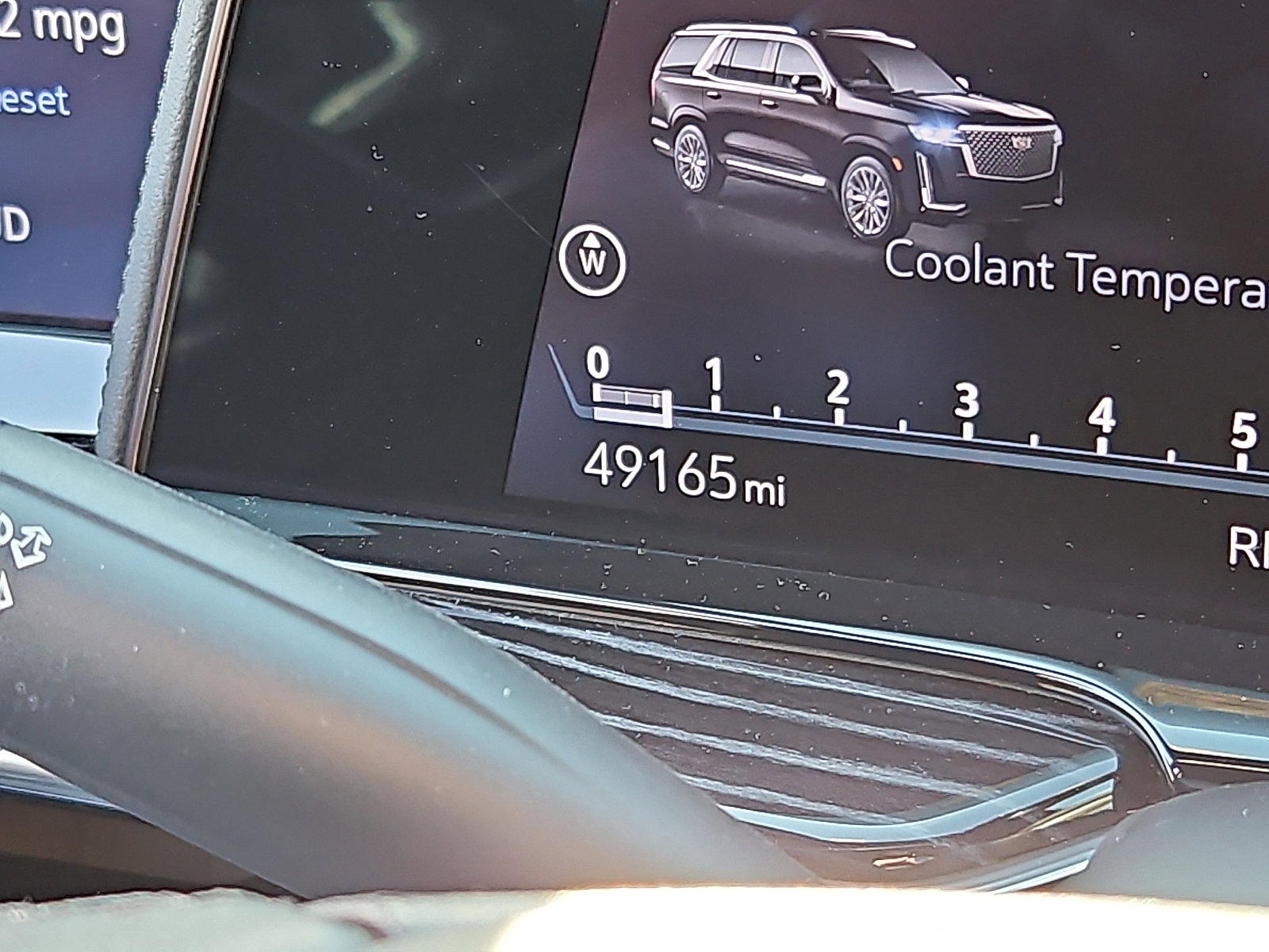 Certified 2022 Cadillac Escalade ESV Sport image 23