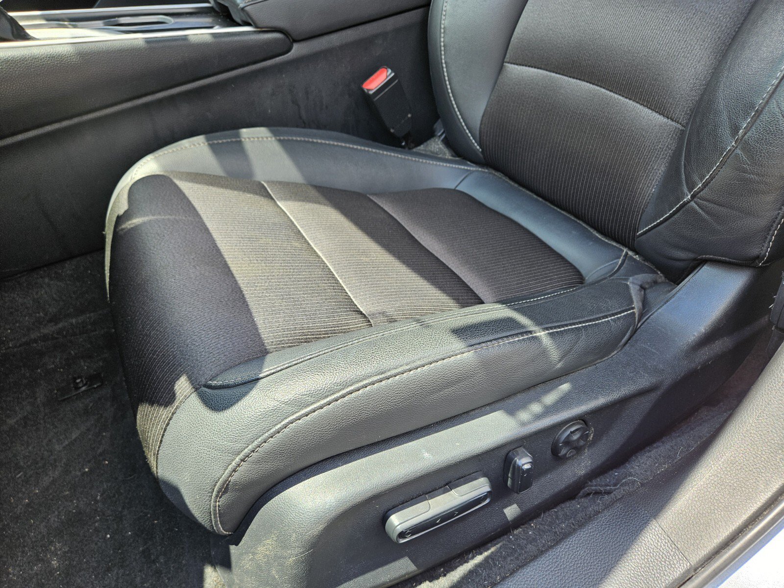 Used 2020 Honda Accord Sport image 8