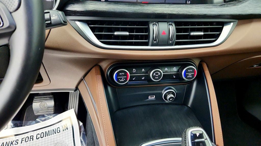 Used 2021 Alfa Romeo Stelvio Sprint w/ Cold Weather Package AWD/4WD image 18