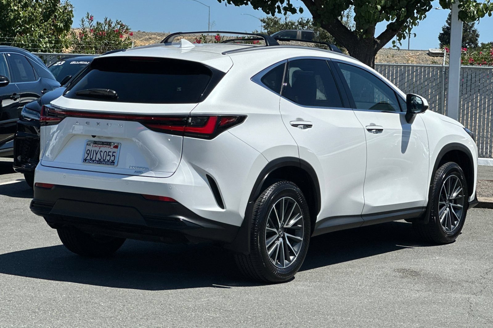 Certified 2025 Lexus NX 350h AWD w/ Accessory Package (2T) image 4