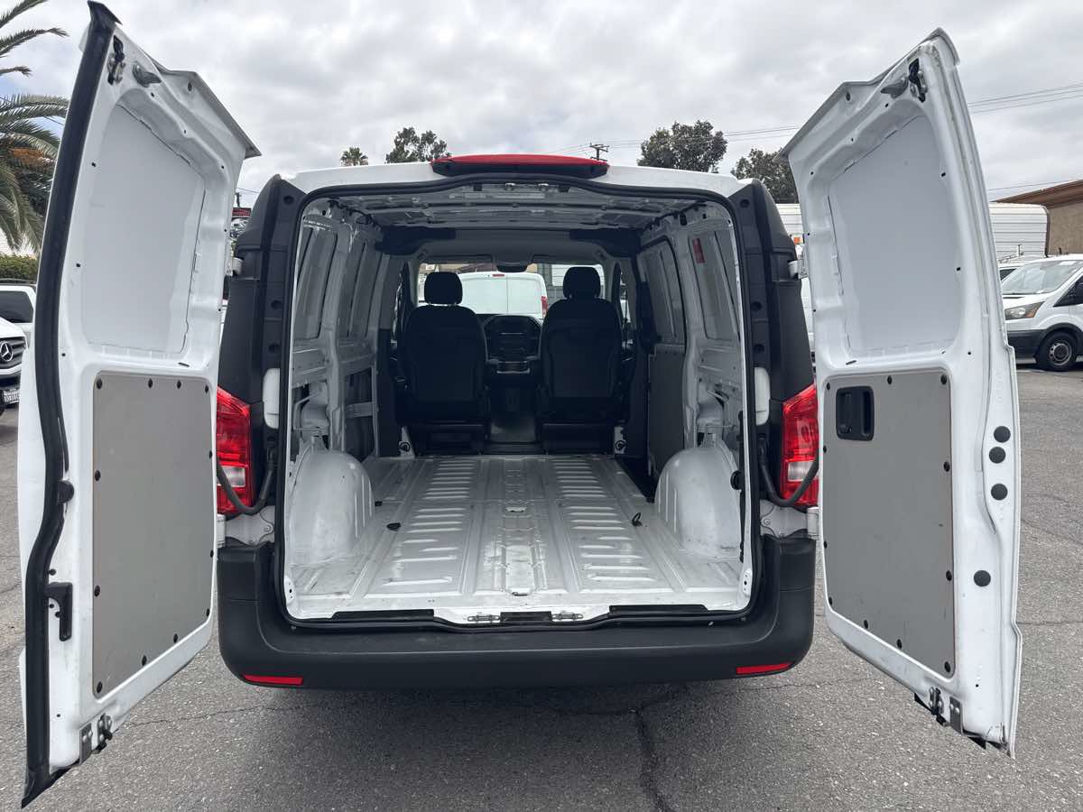 Used 2020 Mercedes-Benz Metris image 10