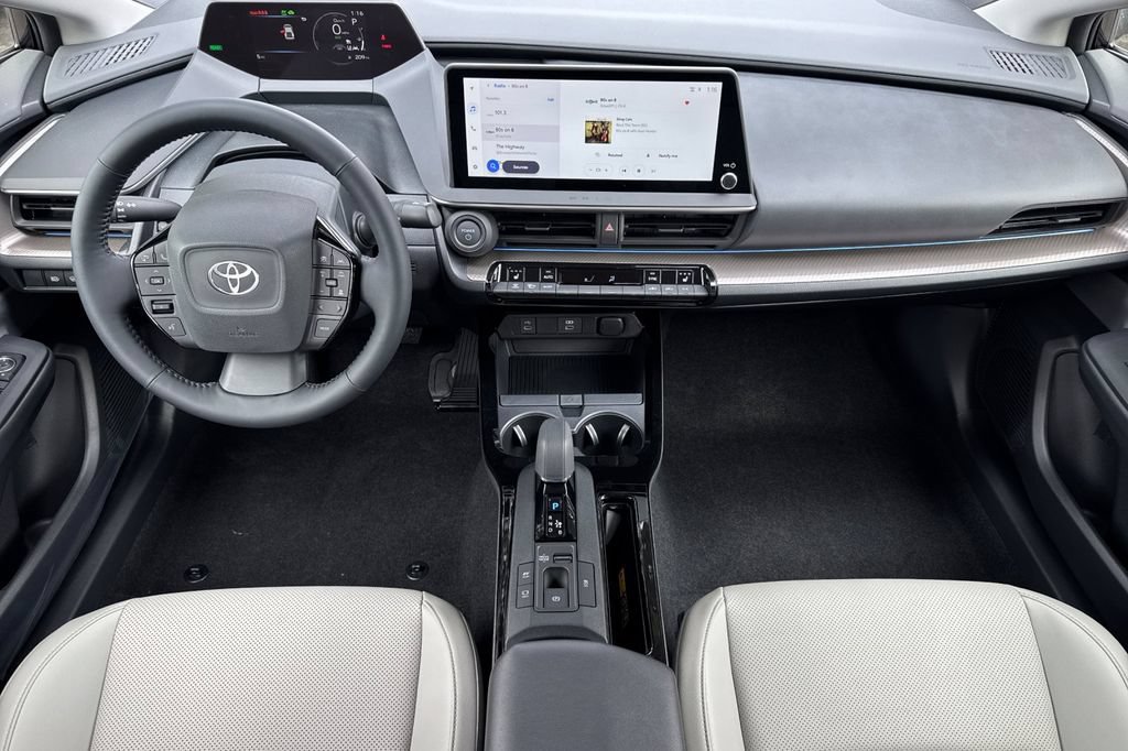 New 2027 Toyota Prius XLE FWD image 10