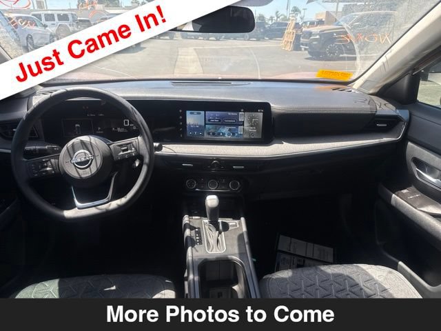 Used 2025 Nissan Kicks SV FWD image 10