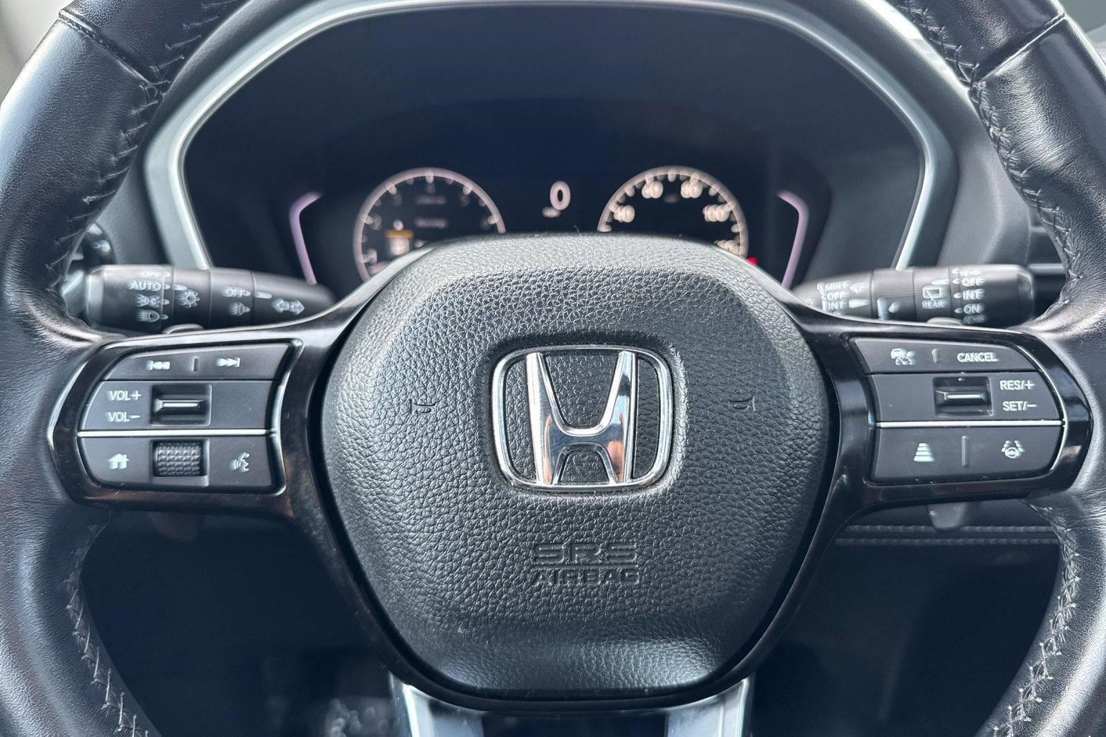 Certified 2023 Honda Pilot Touring image 17