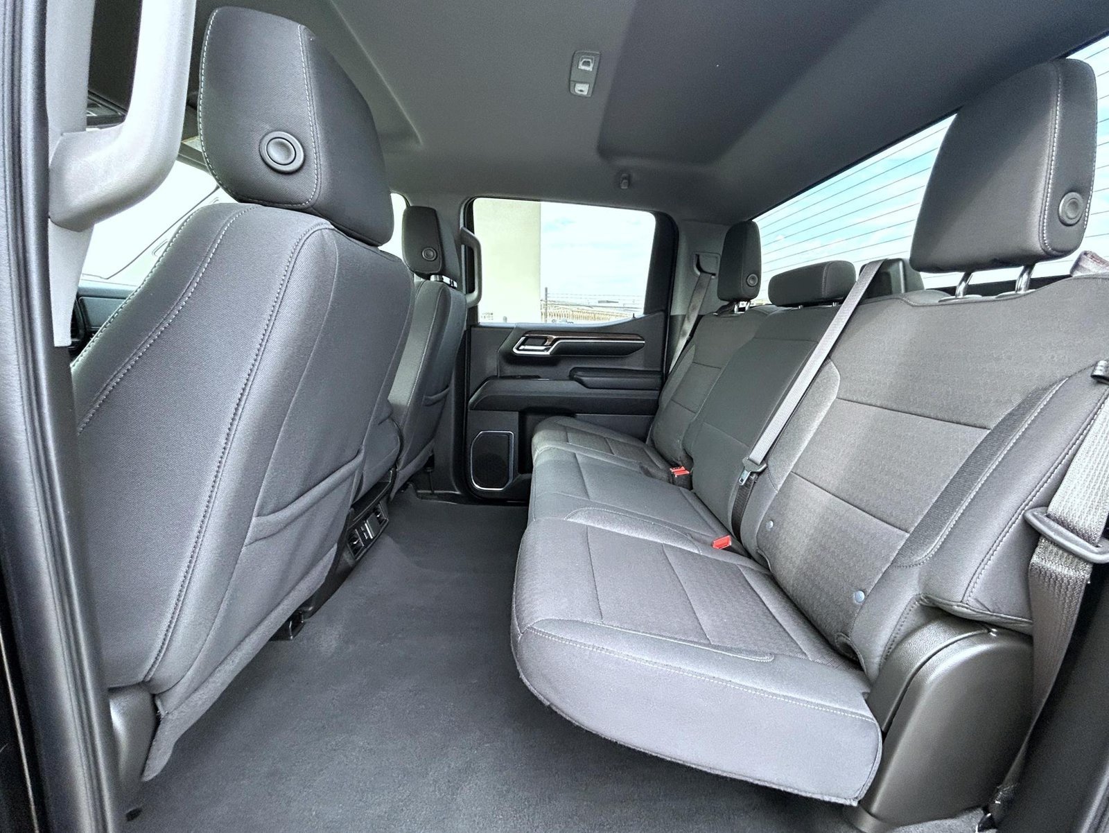 Certified 2024 Chevrolet Silverado 1500 LT AWD/4WD image 21