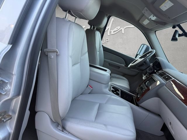 Used 2012 Chevrolet Silverado 2500 LTZ w/ Suspension Package, Off-Road AWD/4WD image 25